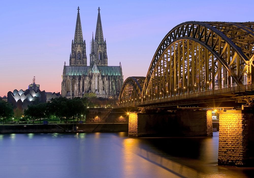 Kolner Dom mit Deutzer Brucke