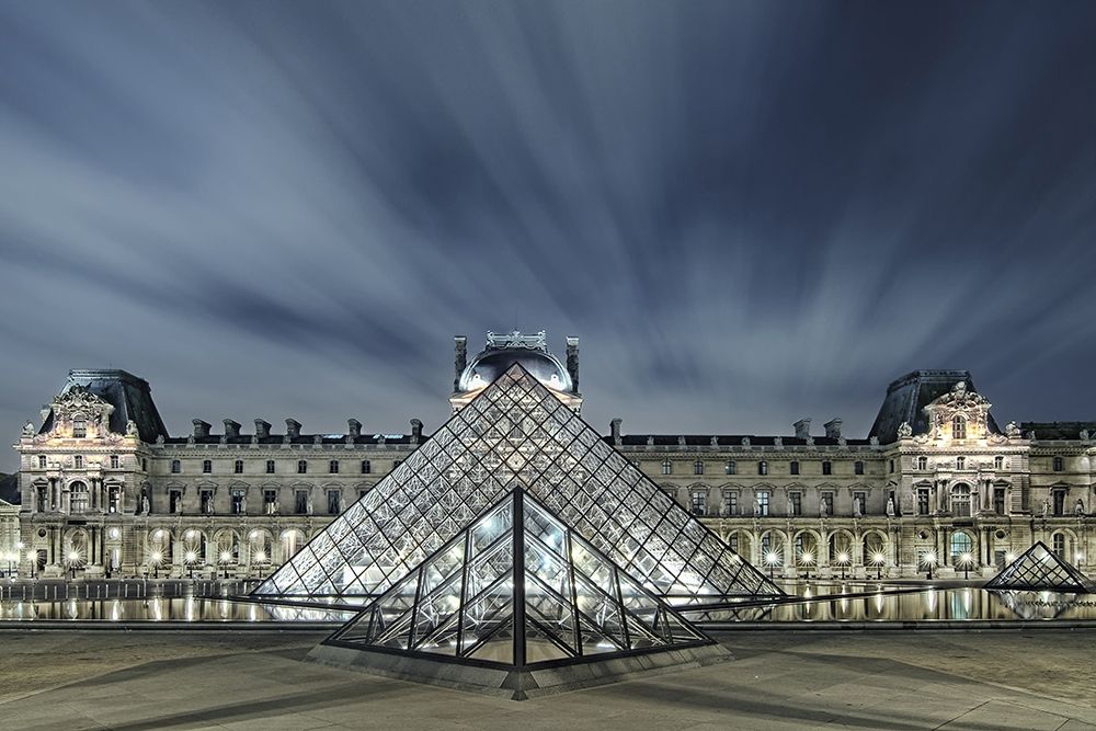 Pyramide moderne